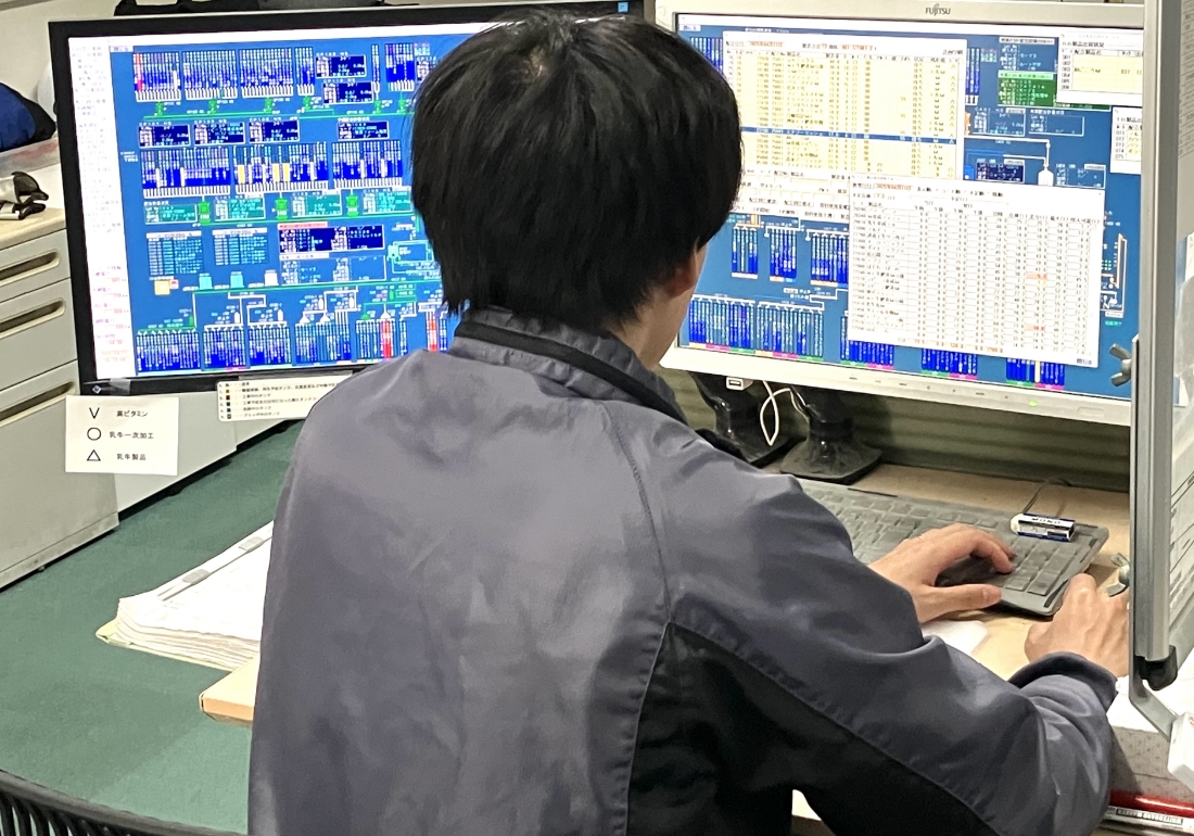 中央操作室）